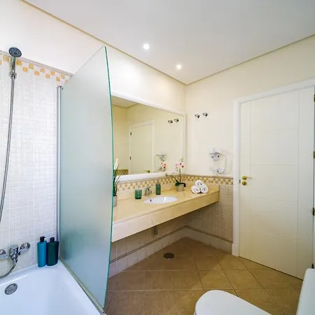 Almudena By Вилла