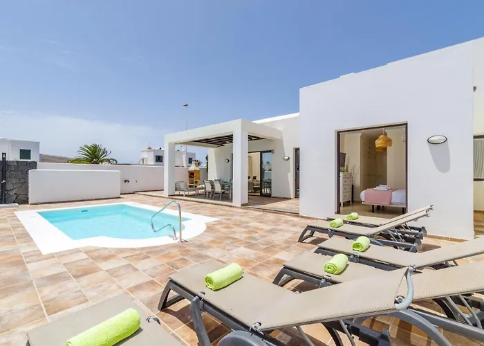 Almudena By * 普拉亚布兰卡